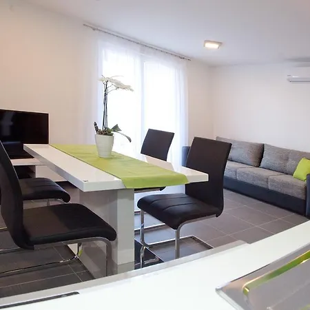 Apartament Diamond Podstrana
